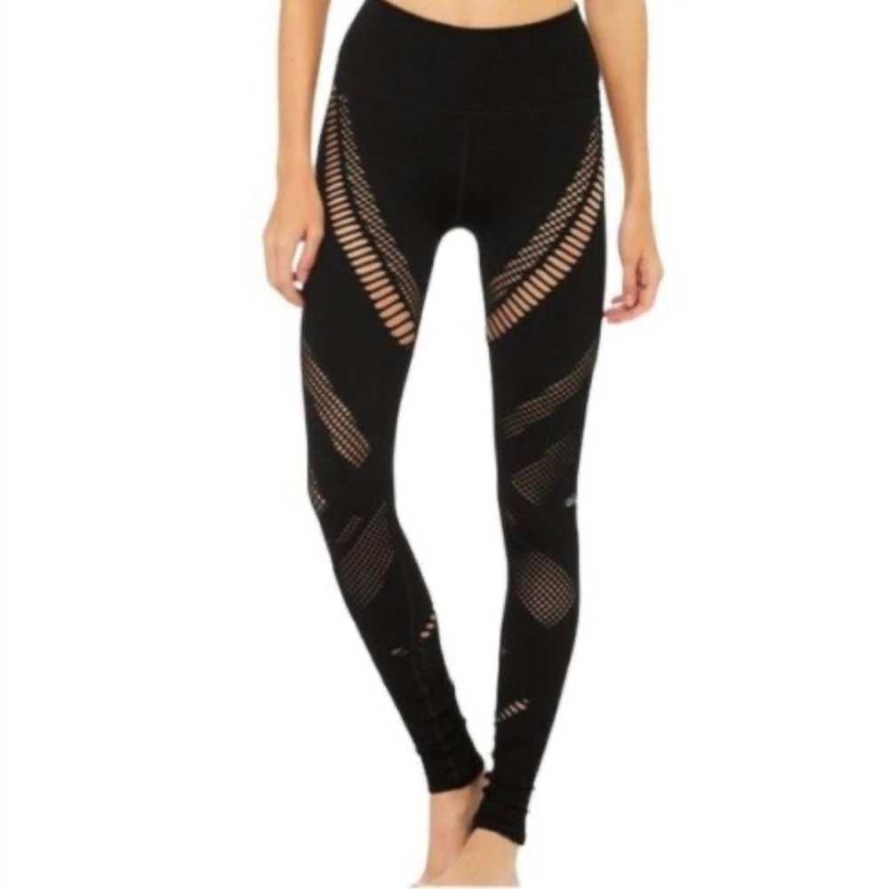 ALO SET laser cut set bra and leggings